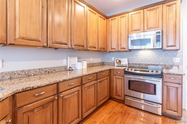 1286 Alameda Boulevard, Troy, MI 48085