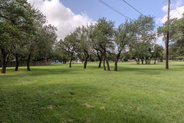 1000 Woodview DR, Georgetown, TX 78628