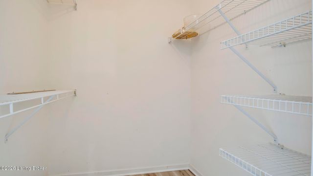 8417 Ambrosse Ln 101, Louisville, KY 40299