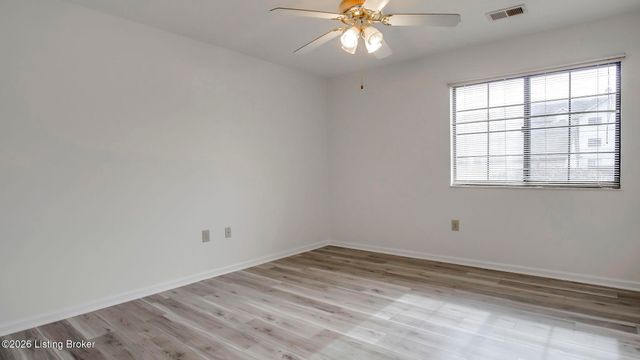 8417 Ambrosse Ln 101, Louisville, KY 40299