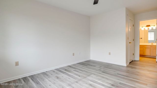 8417 Ambrosse Ln 101, Louisville, KY 40299