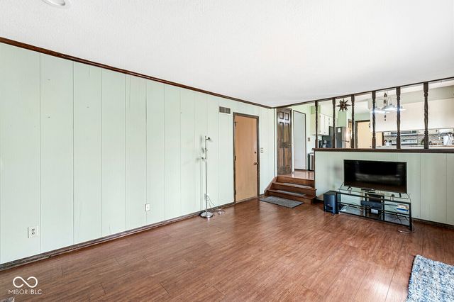 365 Beechwood Drive, Noblesville, IN 46060