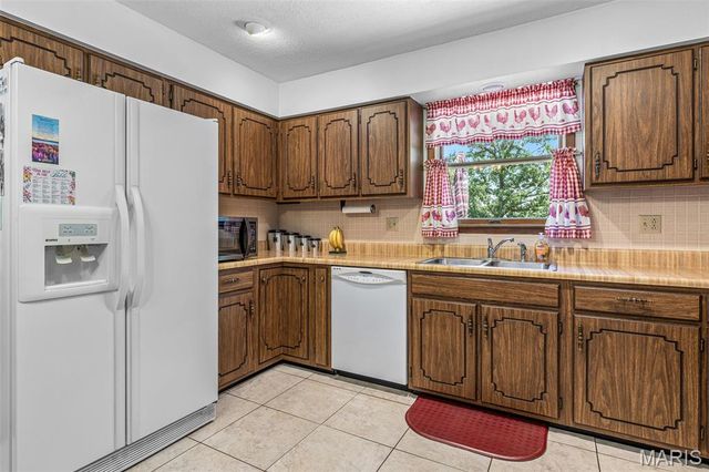 12720 Oakbriar Meadows Lane, Unincorporated, MO 63028