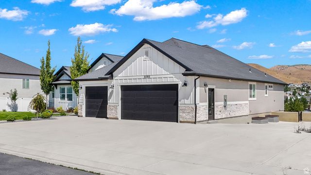 3065 E LAKE VISTA DR, Eagle Mountain, UT 84005