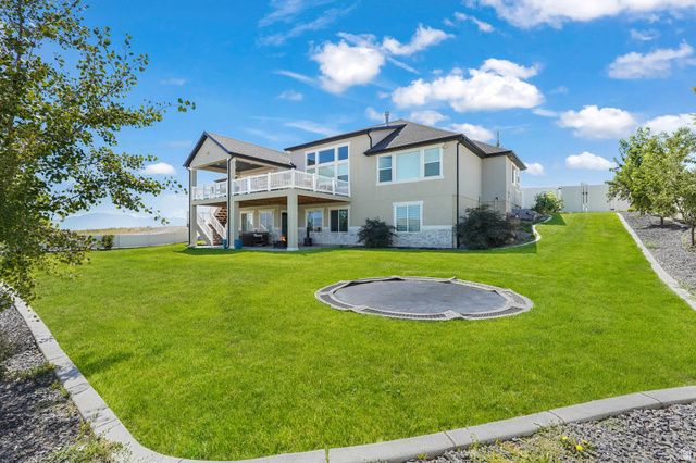 3065 E LAKE VISTA DR, Eagle Mountain, UT 84005