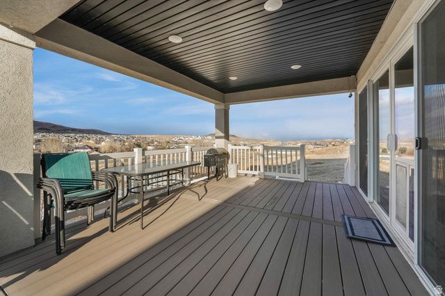 3065 E LAKE VISTA DR, Eagle Mountain, UT 84005