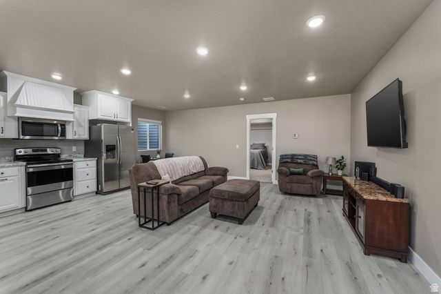 3065 E LAKE VISTA DR, Eagle Mountain, UT 84005