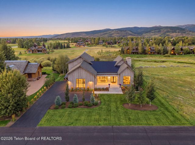 52 WINGER Circle, Victor, ID 83455 property photo