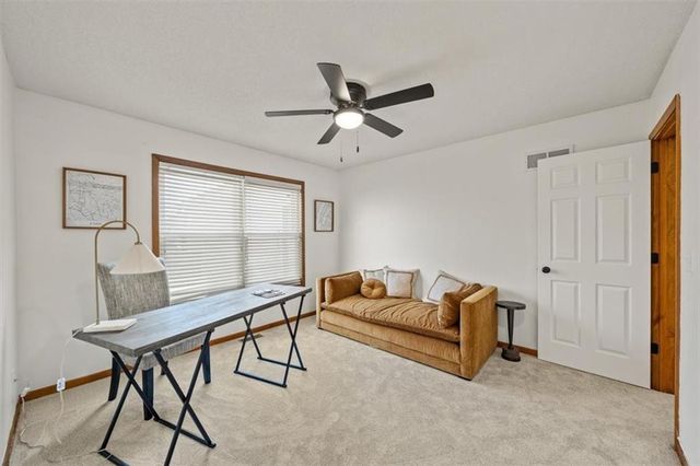 6512 NW Revere Drive, Kansas City, MO 64151