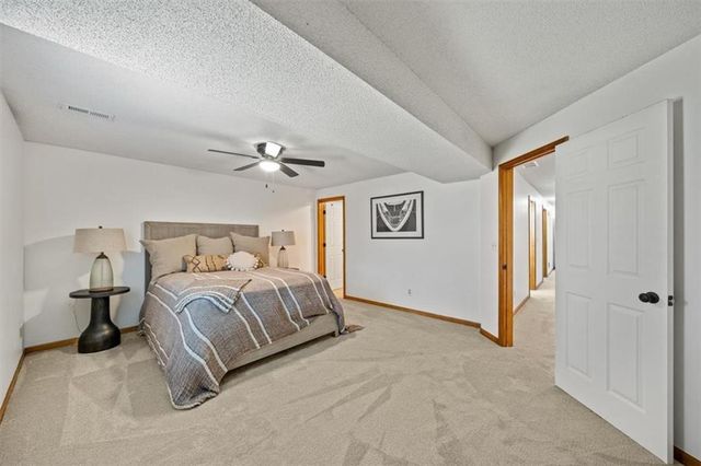 6512 NW Revere Drive, Kansas City, MO 64151