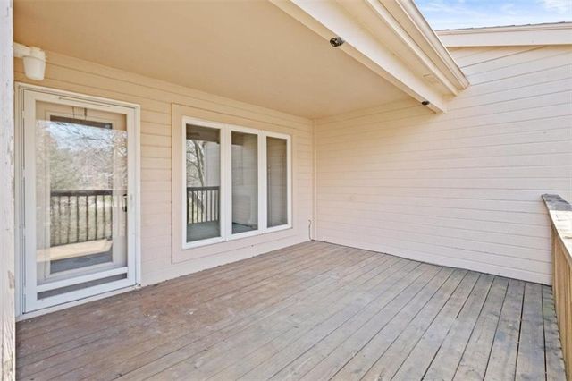 6512 NW Revere Drive, Kansas City, MO 64151