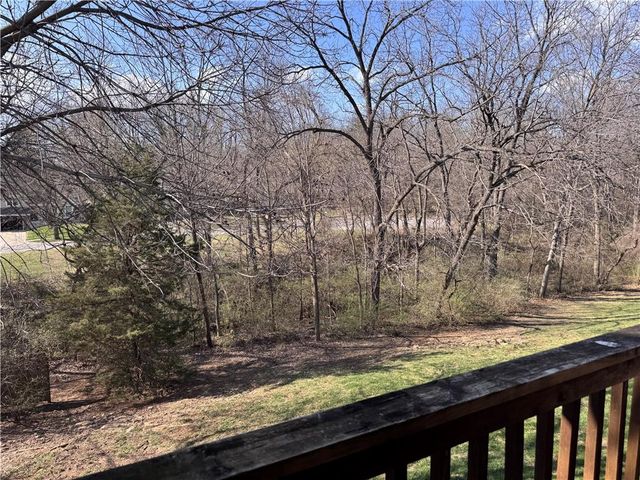 6512 NW Revere Drive, Kansas City, MO 64151