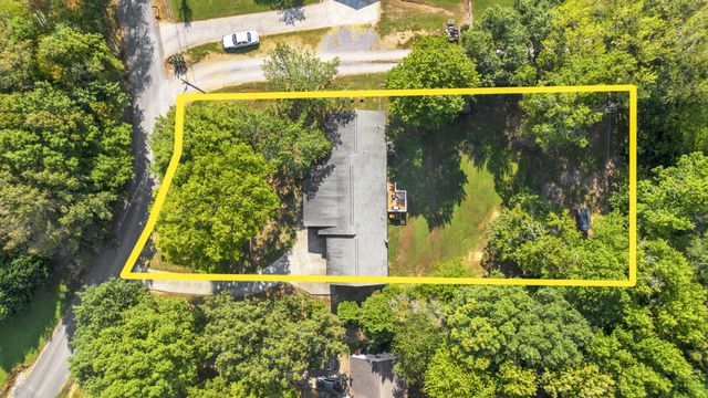 200 Cg Earnest Road NW, Charleston, TN 37310