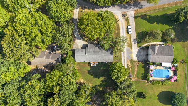 200 Cg Earnest Road NW, Charleston, TN 37310