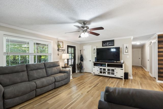 200 Cg Earnest Road NW, Charleston, TN 37310