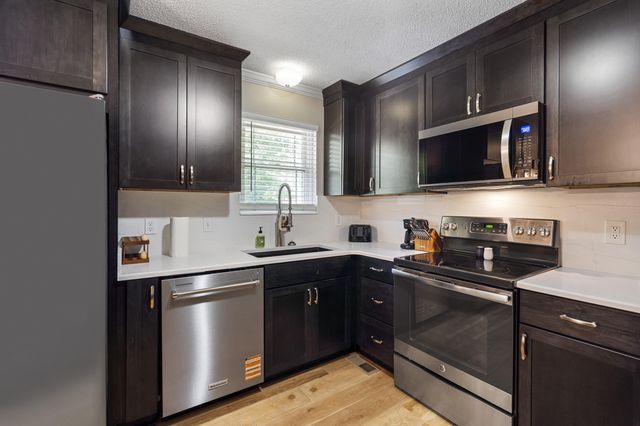 200 Cg Earnest Road NW, Charleston, TN 37310