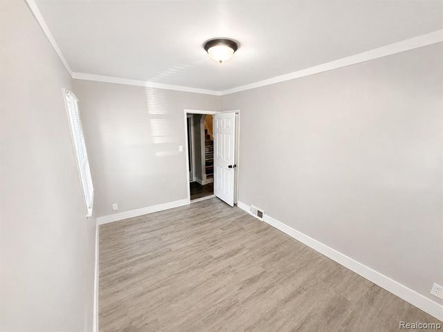15470 Murray Hill Street, Detroit, MI 48227