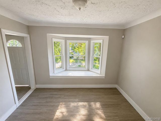 15470 Murray Hill Street, Detroit, MI 48227