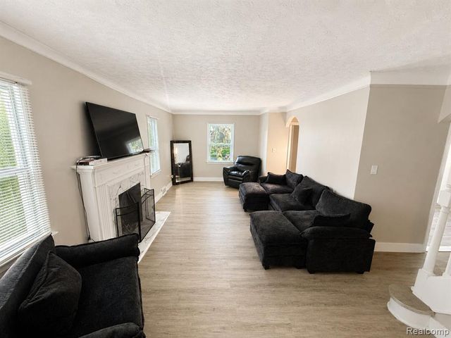 15470 Murray Hill Street, Detroit, MI 48227