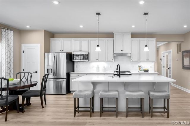 2 Enon Station Dr, Chester, VA 23831