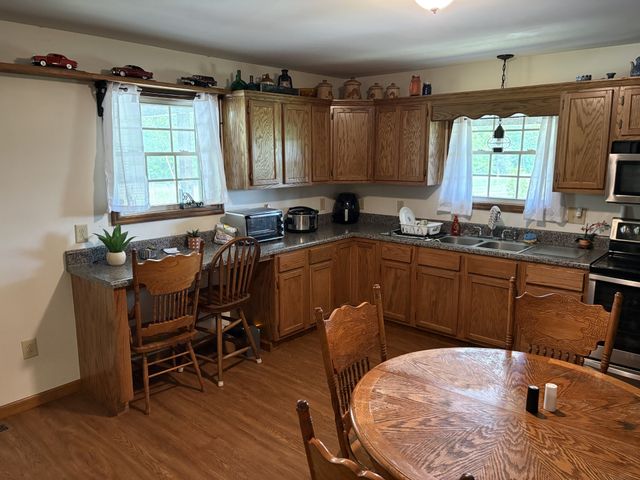 7549 Harrison Ferry Rd, Mcminnville, TN 37110