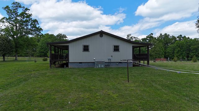 7549 Harrison Ferry Rd, Mcminnville, TN 37110