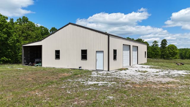 7549 Harrison Ferry Rd, Mcminnville, TN 37110