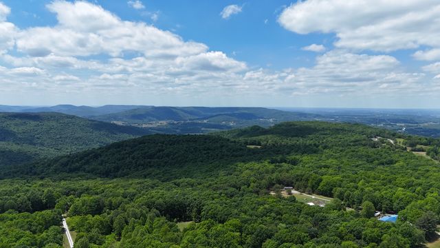 7549 Harrison Ferry Rd, Mcminnville, TN 37110