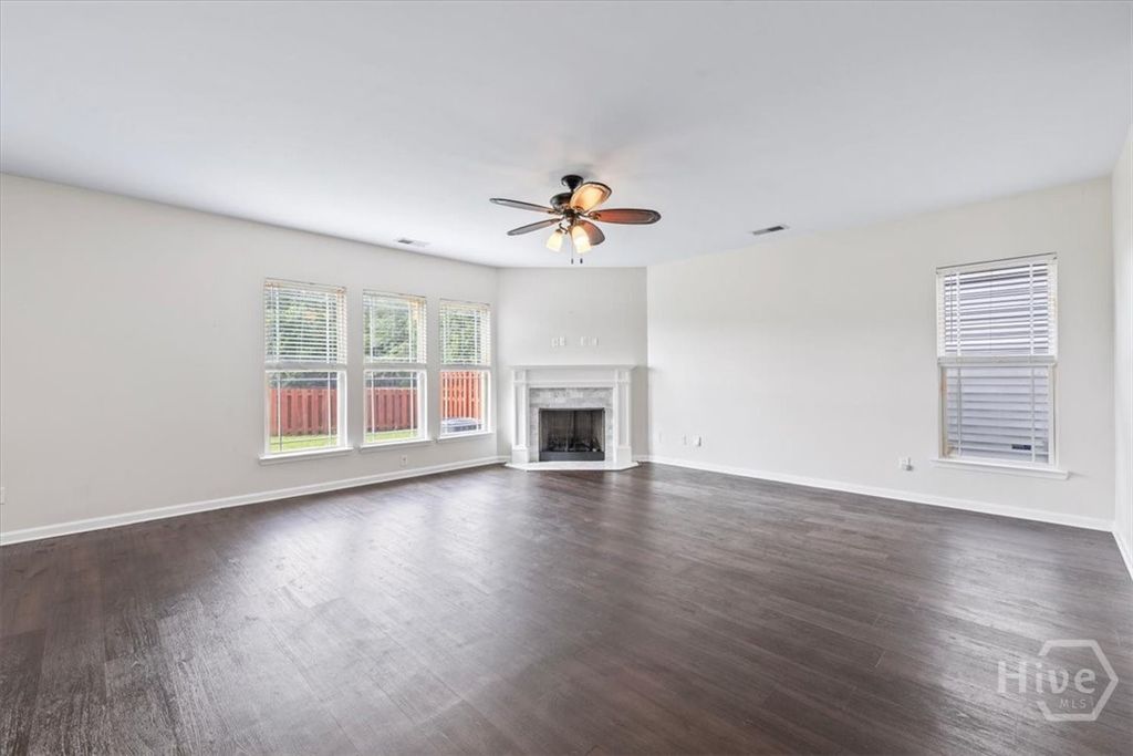 Image 10 of property listing at 5 Capella Circle, Savannah, GA 31419