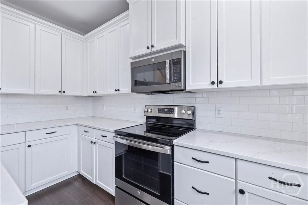 Image 16 of property listing at 5 Capella Circle, Savannah, GA 31419