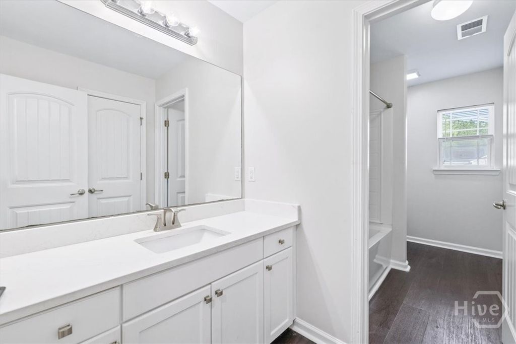 Image 38 of property listing at 5 Capella Circle, Savannah, GA 31419