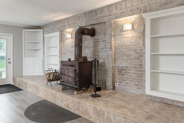 363 County Road 51, Riceville, TN 37370