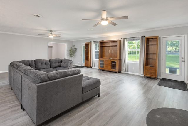 363 County Road 51, Riceville, TN 37370