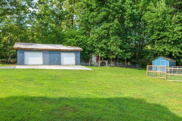 363 County Road 51, Riceville, TN 37370