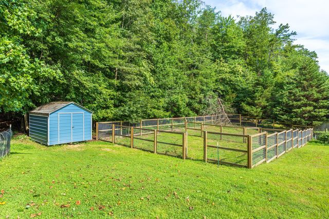 363 County Road 51, Riceville, TN 37370