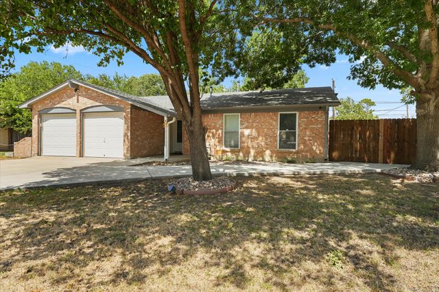 6054 Dunson Drive, Watauga, TX 76148