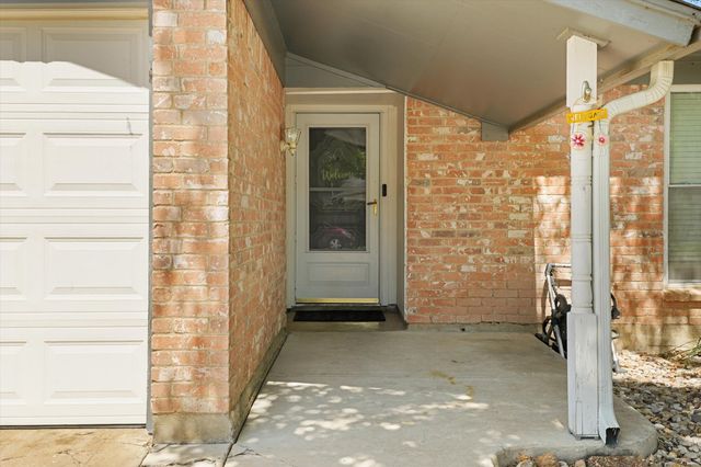 6054 Dunson Drive, Watauga, TX 76148