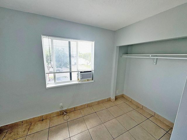 100 NW 30TH Avenue 1, Fort Lauderdale, FL 33311