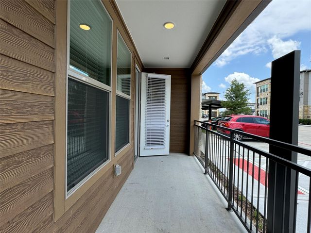 9302 Fry Rd A3-431, Cypress, TX 77433