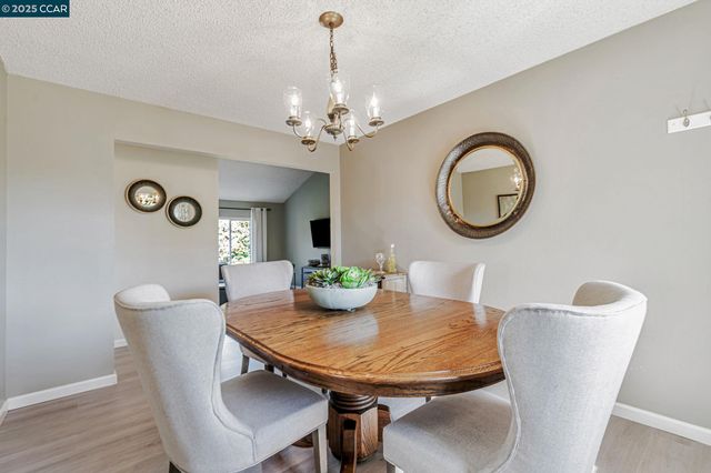 5189 Jomar Dr, Concord, CA 94521