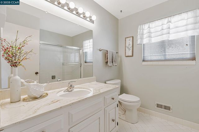 5189 Jomar Dr, Concord, CA 94521