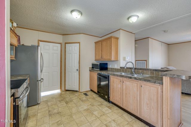 175 Forest Road, Mosheim, TN 37818