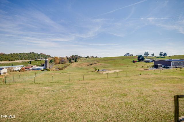 175 Forest Road, Mosheim, TN 37818