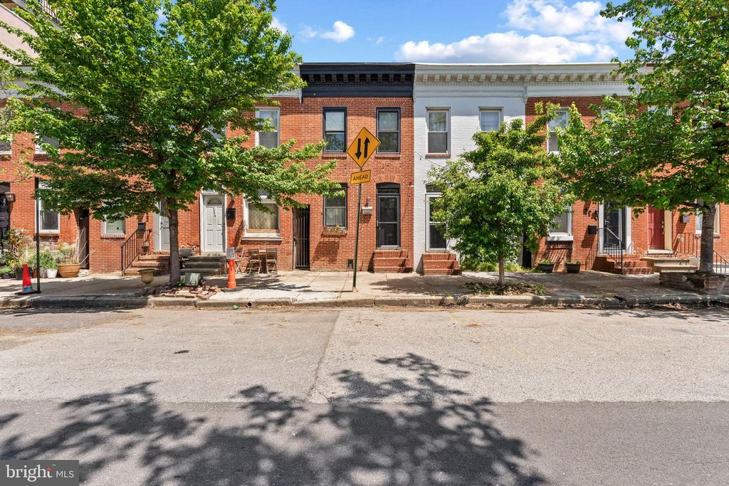 Image 1 of property listing at 2226 ESSEX ST, Baltimore, MD 21231