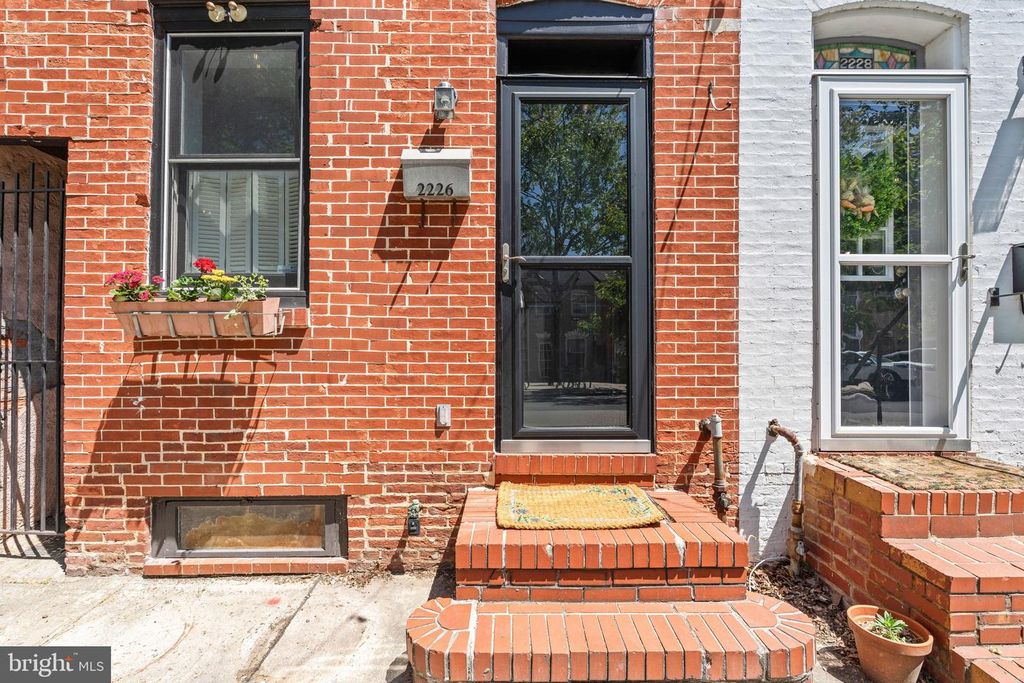 Image 4 of property listing at 2226 ESSEX ST, Baltimore, MD 21231