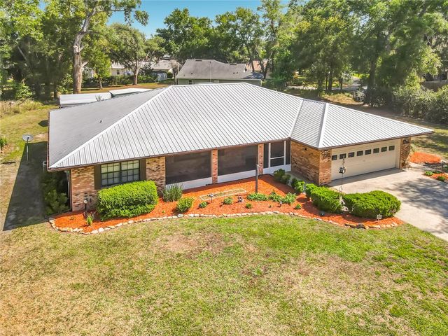 17819 PALM STREET, Umatilla, FL 32784