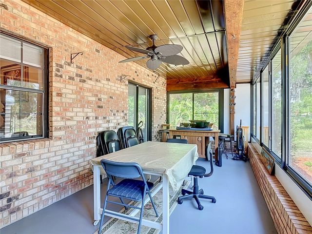 17819 PALM STREET, Umatilla, FL 32784