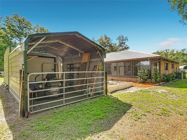 17819 PALM STREET, Umatilla, FL 32784