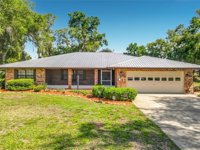 17819 PALM STREET, Umatilla, FL 32784
