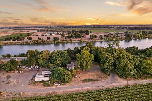 53140 S River Rd, Clarksburg, CA 95612